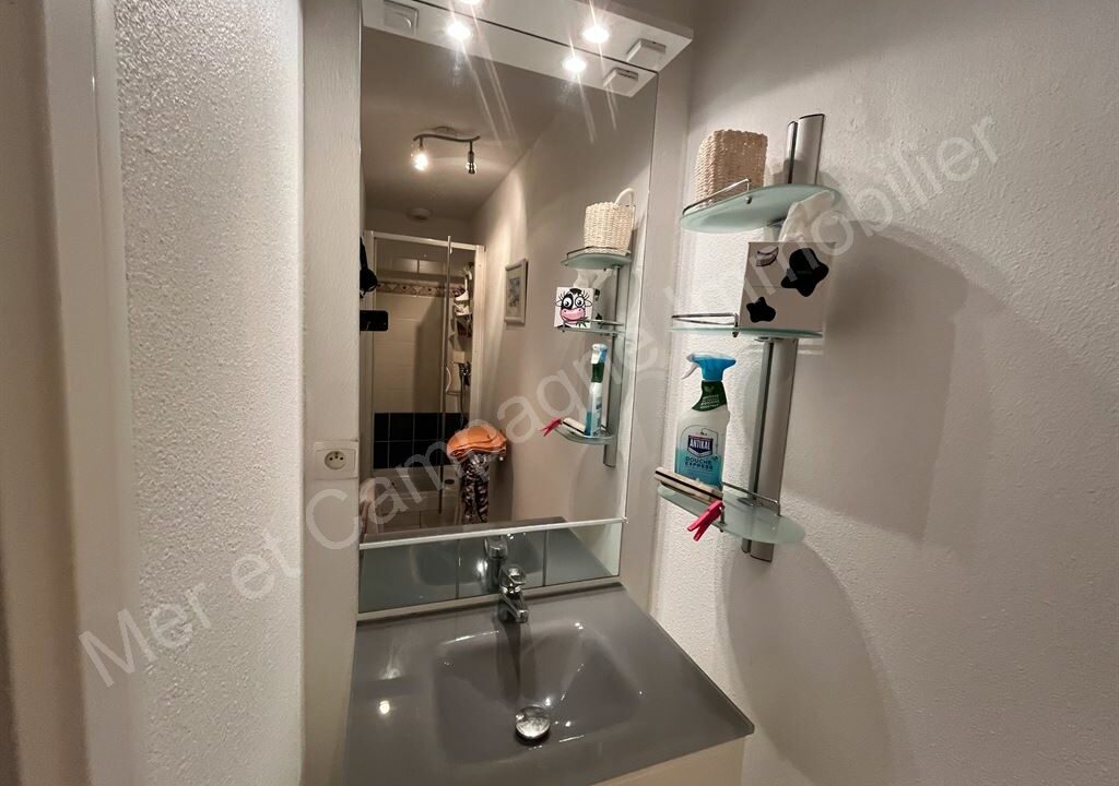 ND1-1166_kdlUNlk344iQFq8JWUIuPA