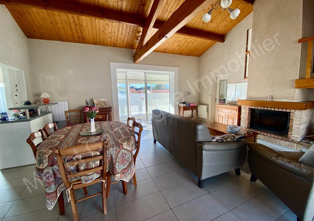 ND1-1175_kxYEeghpLFIFeQ_tjsDLHw