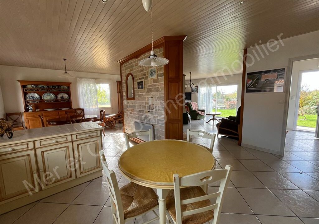 ND1-1180_WzNlJeRSGnKA7YTNHBDRJw