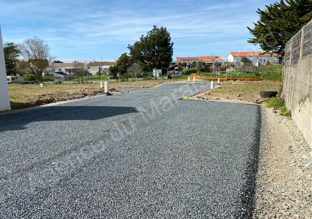 BF1-564_4bpHiq45eGOHFoxPD-AHJw