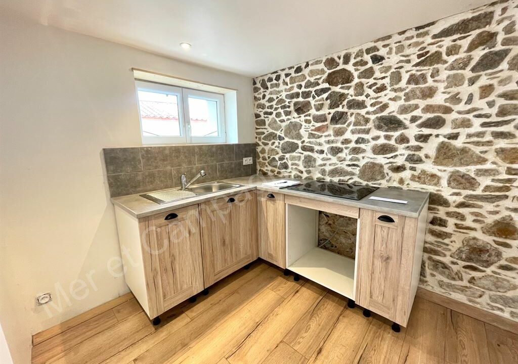 ND1-1190_tcEKHUc7V7SBvPM-VOBRjg