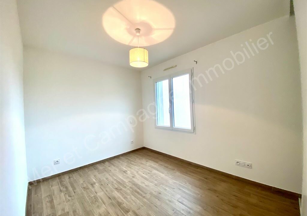 ND1-1192_HfE110l-0LJhUY0J9HPSMA