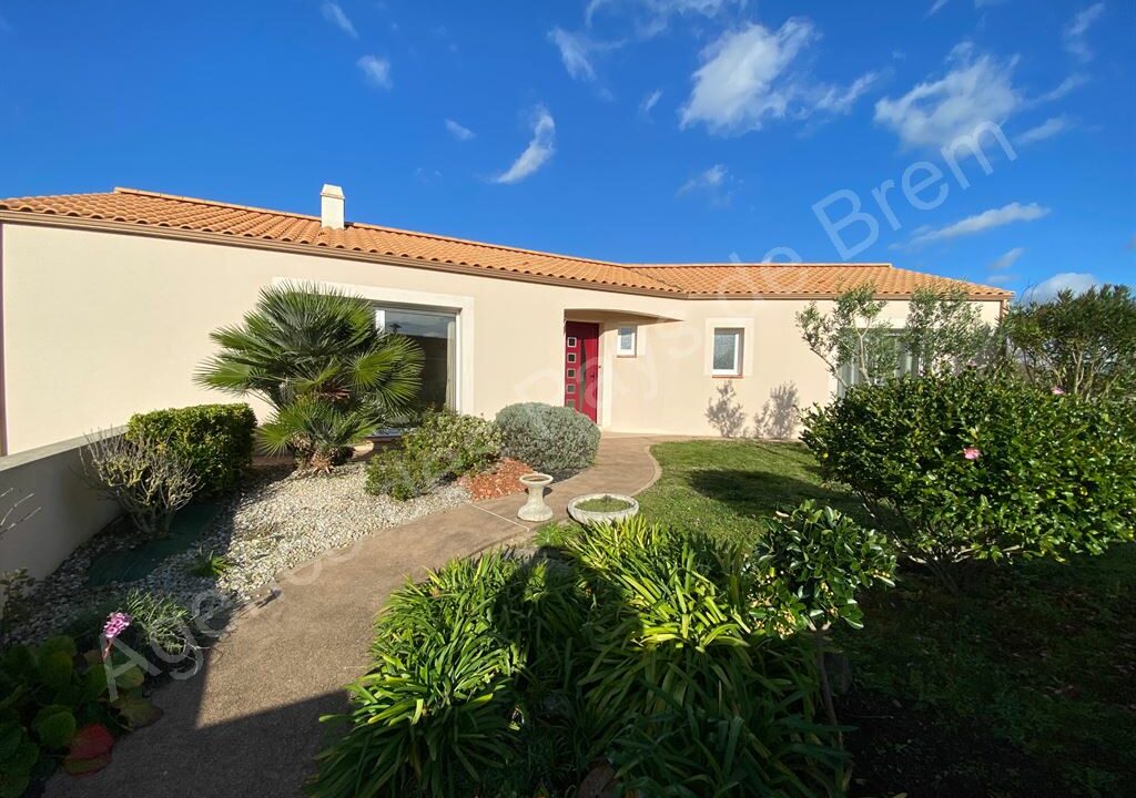 DA1-464_-hHH1kyFKhd8NrJ-z0aQKg