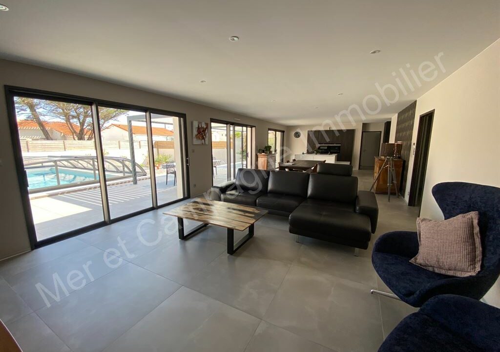 ND1-1013_DnbcXqDSzZ4JBJUchHuTKA