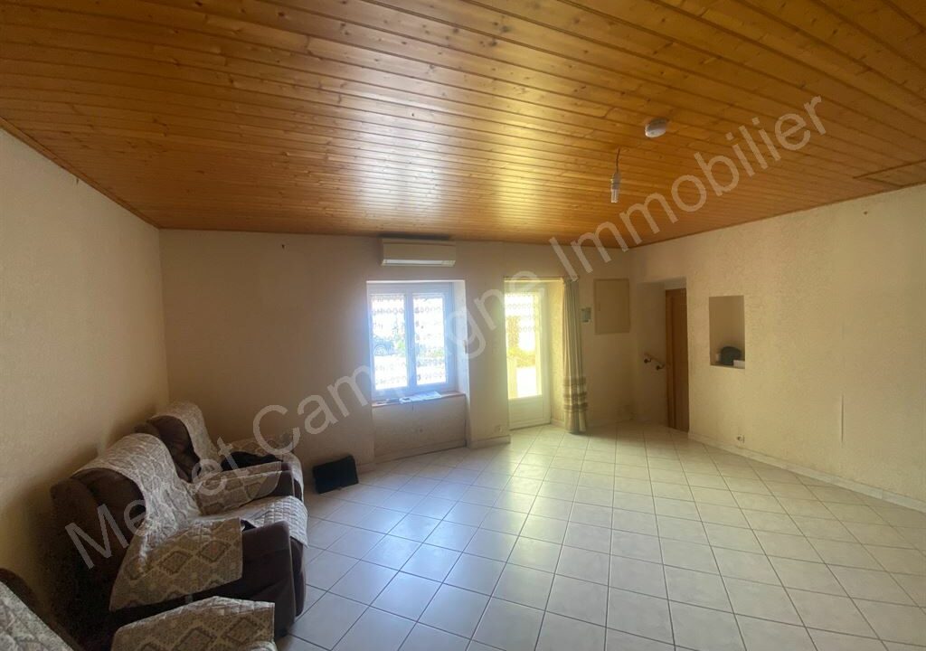 ND1-1211_FOF9iFsrfNGFiwOvZOTd1Q