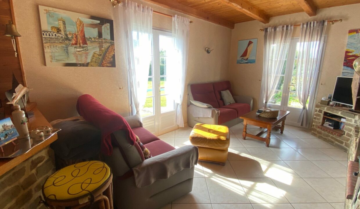 1769761799_VM898_18_original