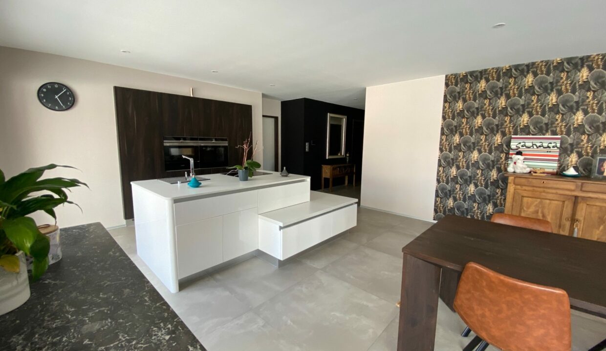 1769766167_VM2532_14_original