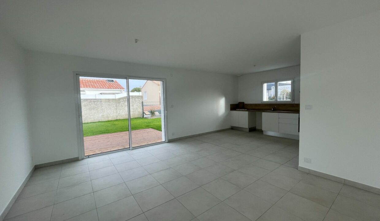 1769766297_LM2606_13_original