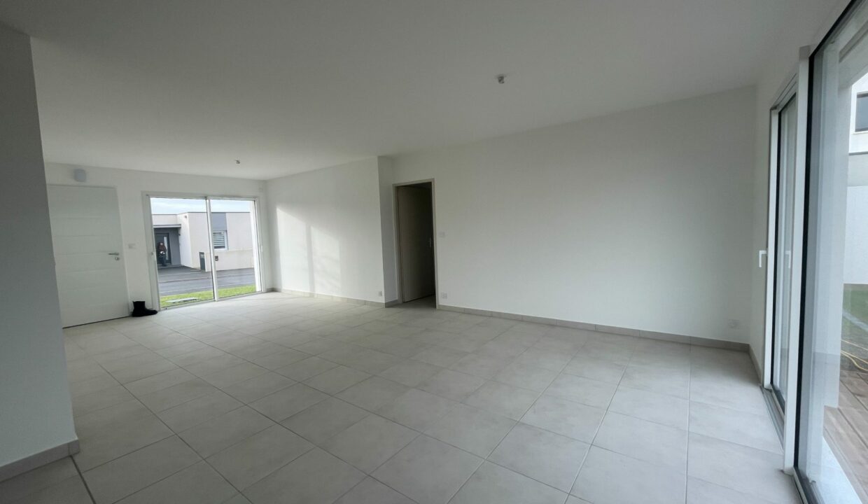 1769766297_LM2606_14_original