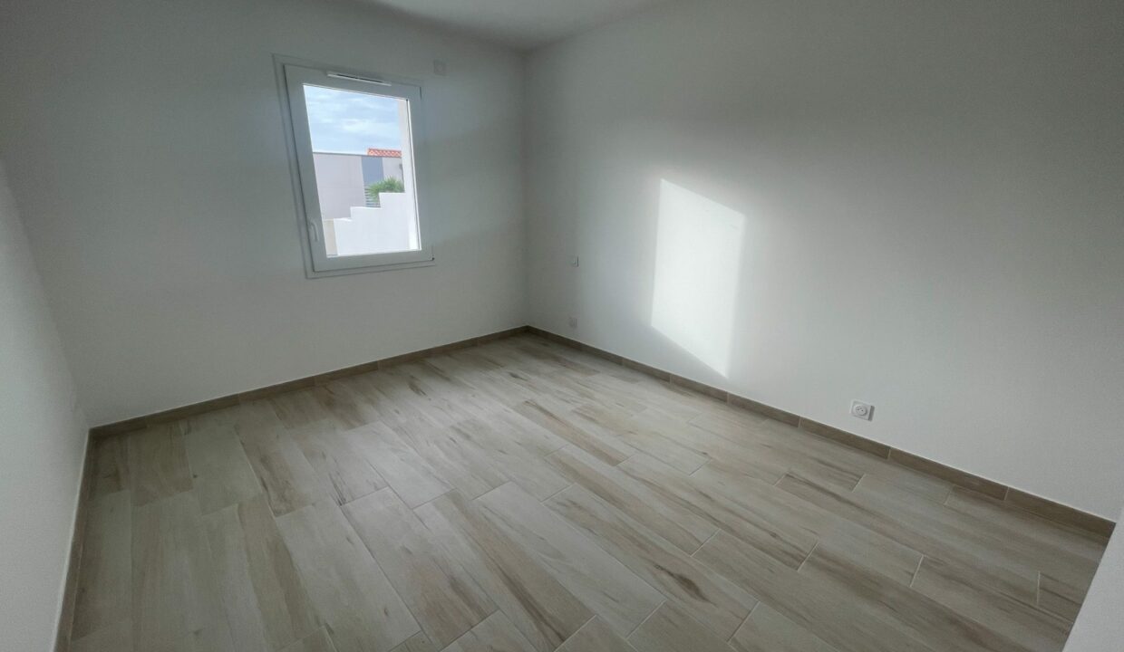 1769766298_LM2606_17_original