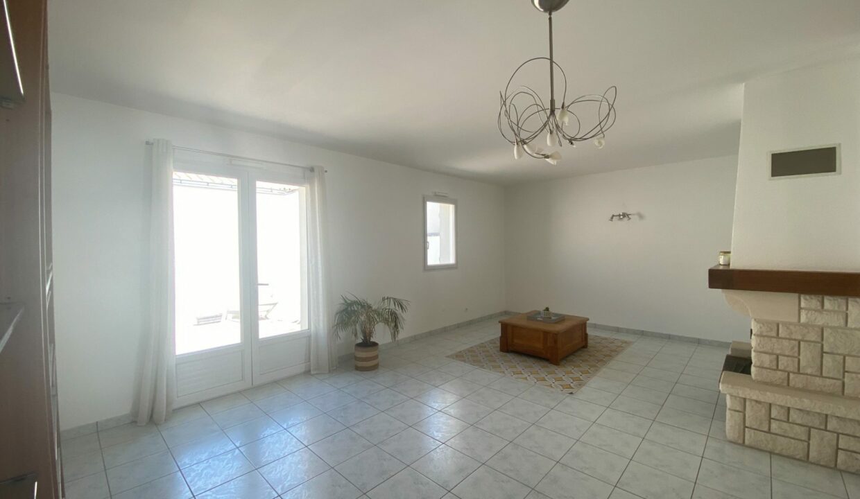 1769766475_VM2674_11_original