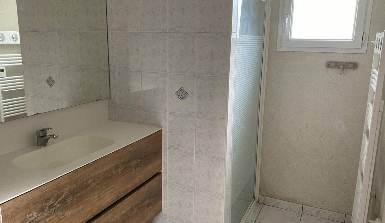 1769766476_VM2674_15_original