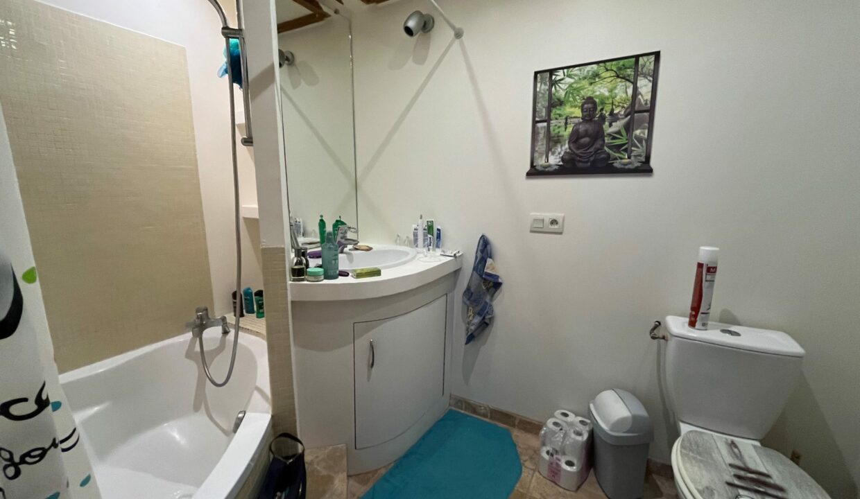 1769766606_VM2728_13_original