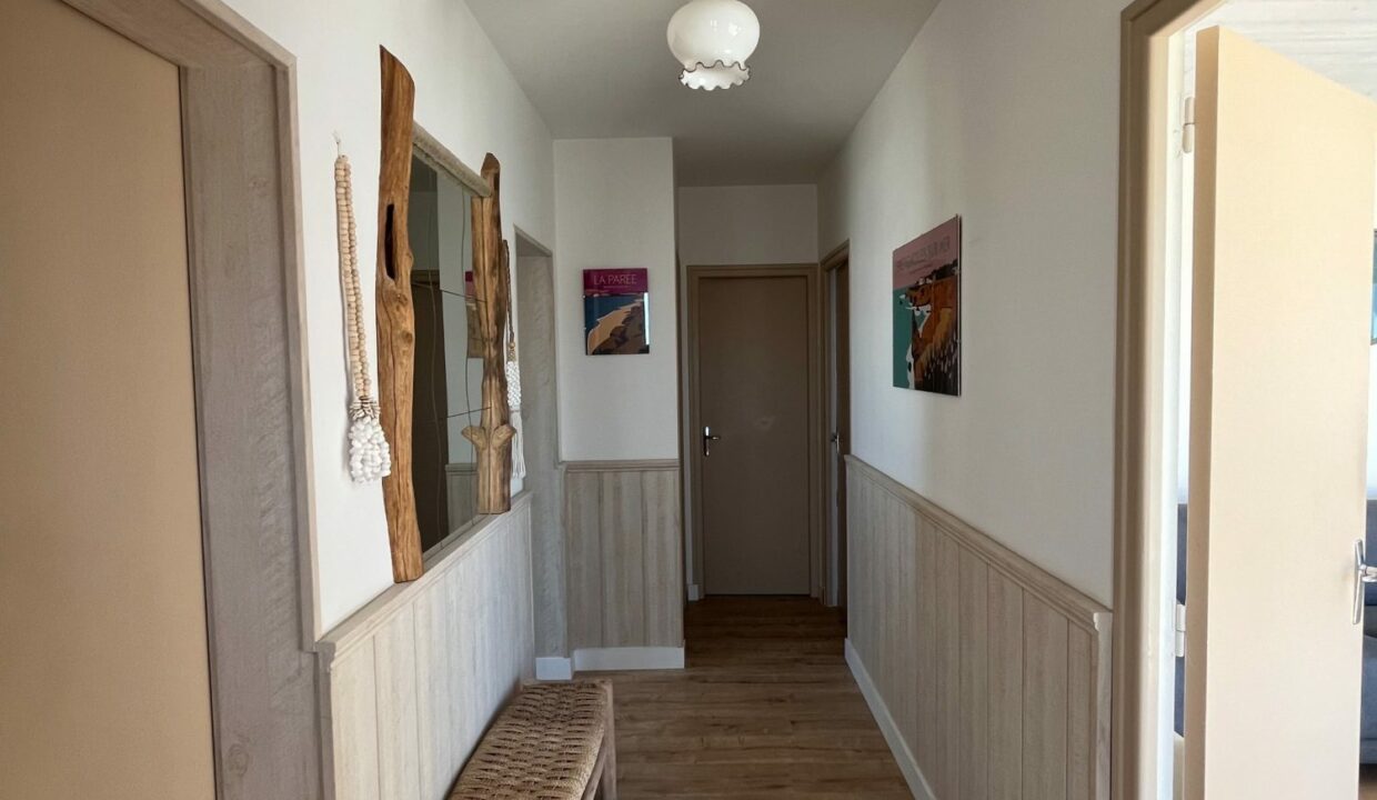 1769766628_VA2204_20_original