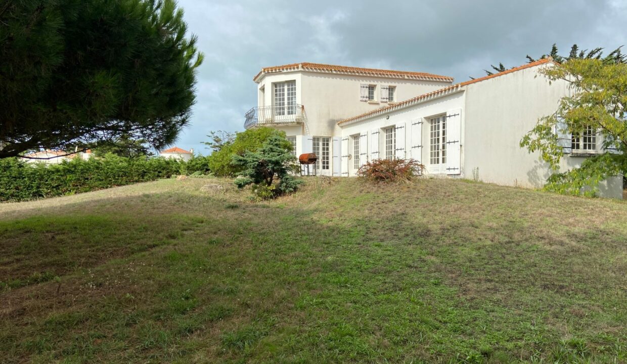 1769766658_VM2748_16_original