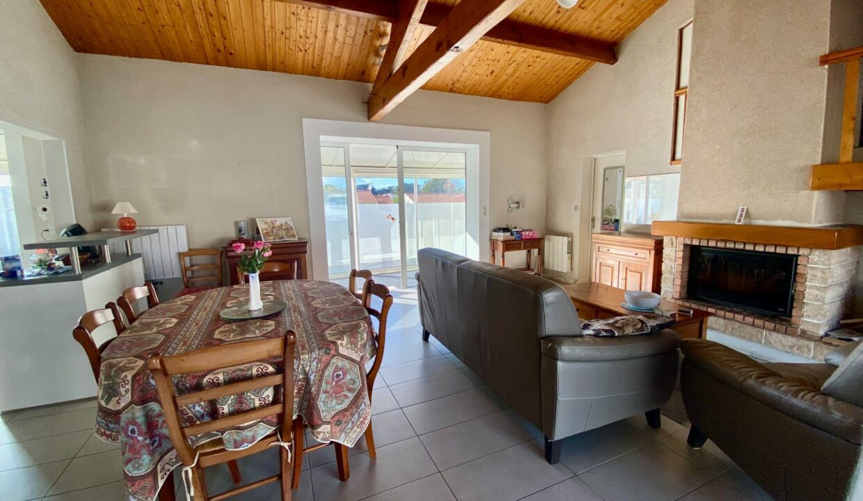 1769766701_VM2768_19_original