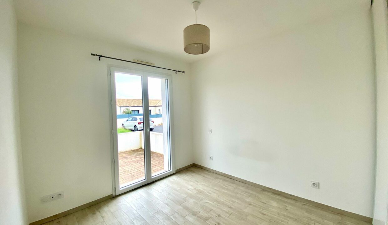 1769766737_VM2790_15_original