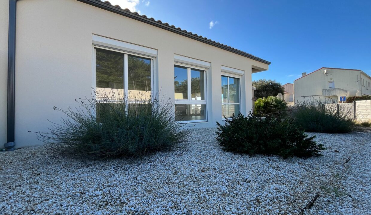 1769766739_VM2792_1_original