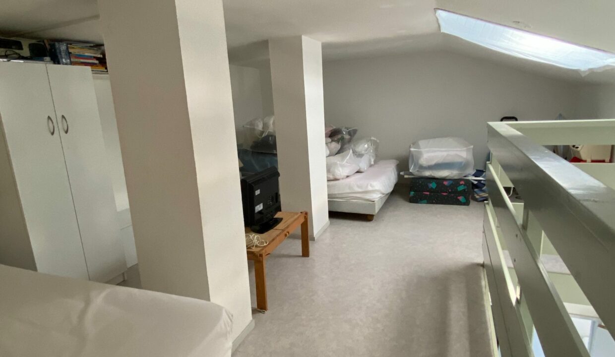 1769774723_VA2412_18_original