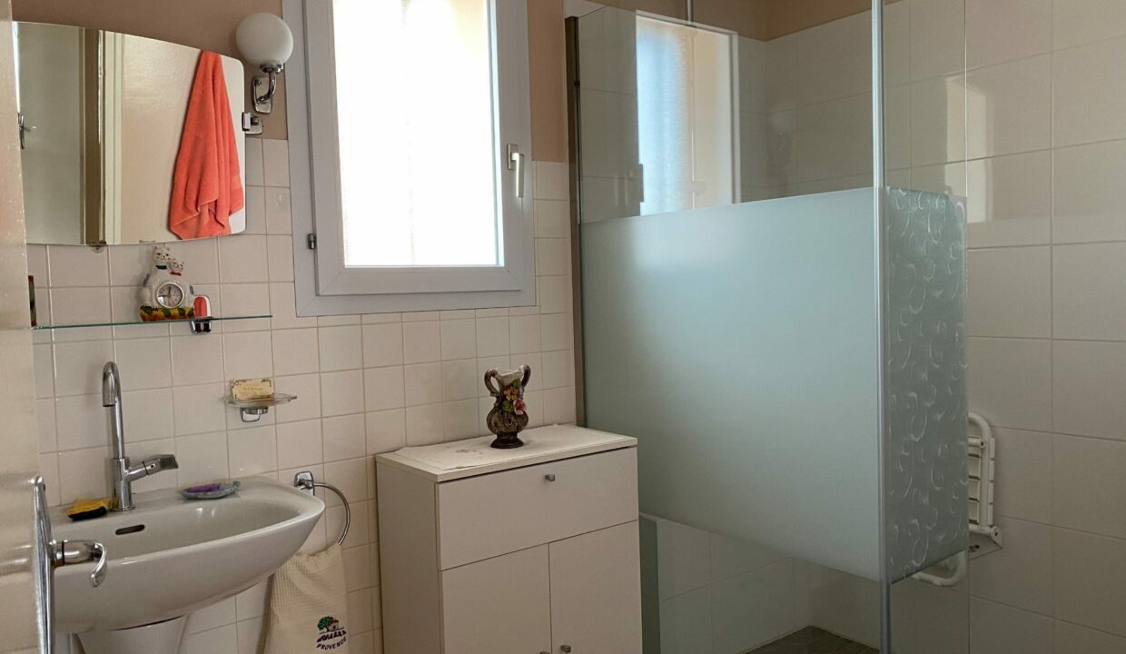 1769774822_VM3634_18_original