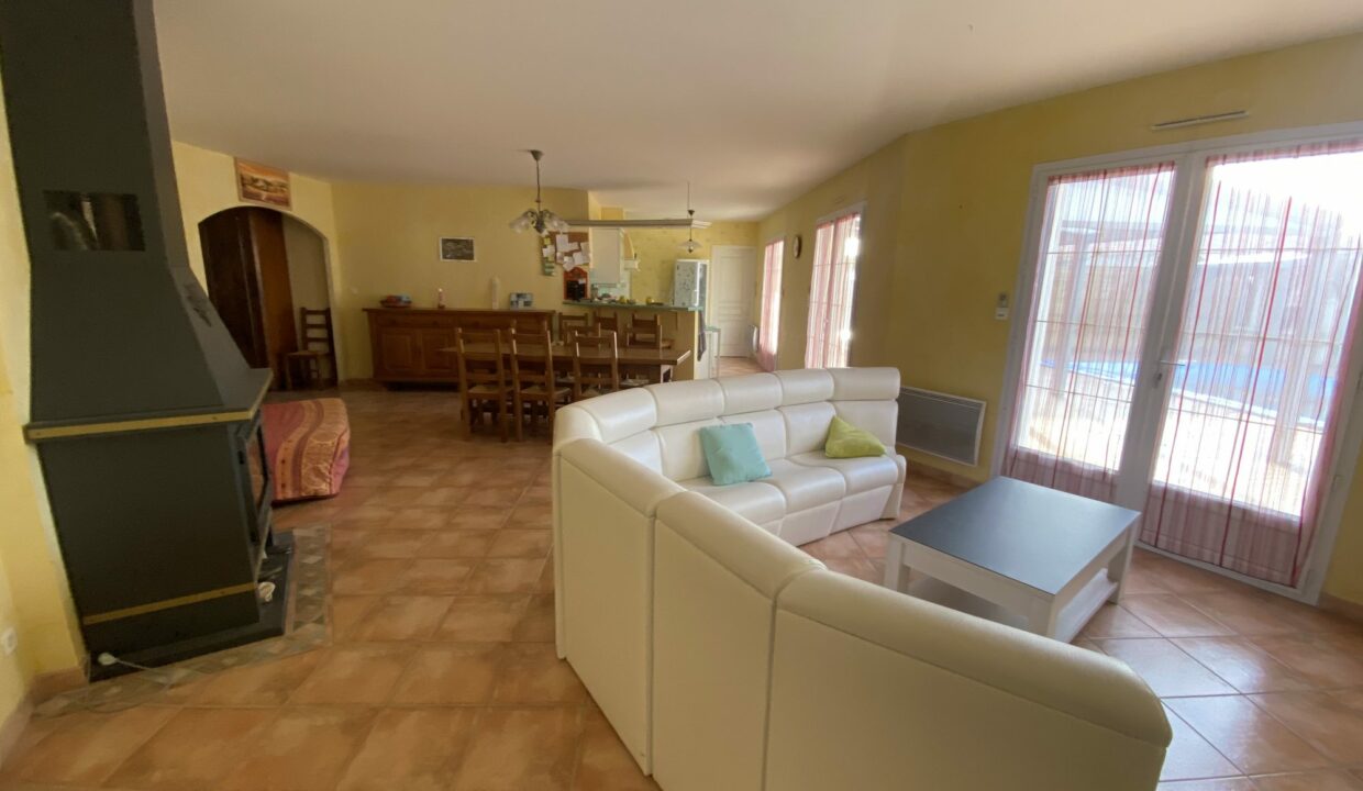 1770734692_VM3651_5_original