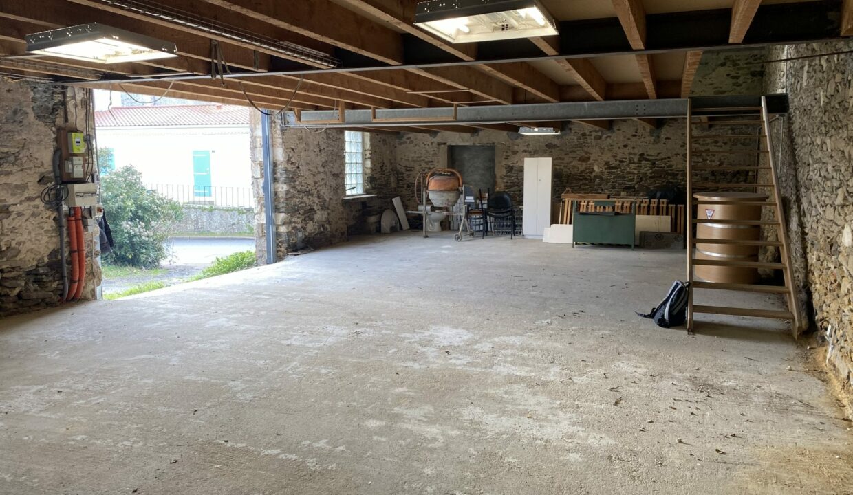 1770905222_VI057_4_original