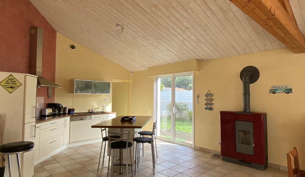 1771498695_VM3659_4_original