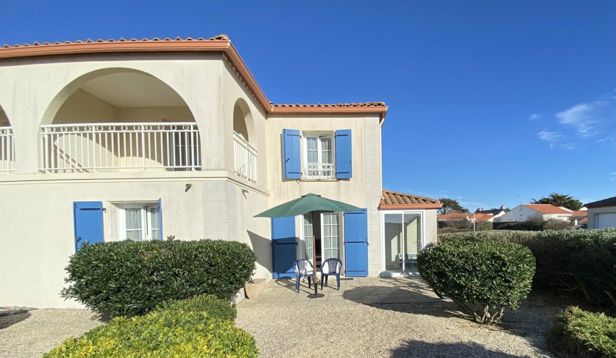 1772103637_VM3664_11_original