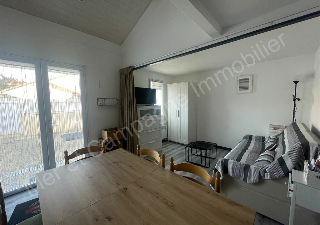 ND1-1217_Dba4S83qVCJUlE-f7-uCiQ