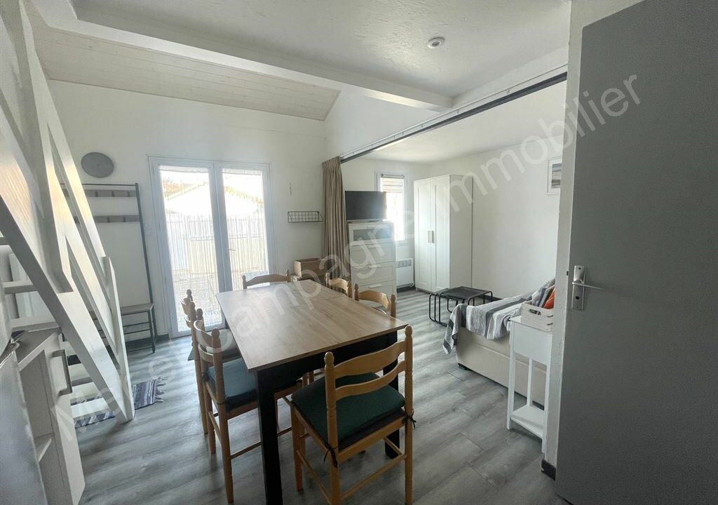 ND1-1217_NqaX6ZuU355N6JE62sJLBg