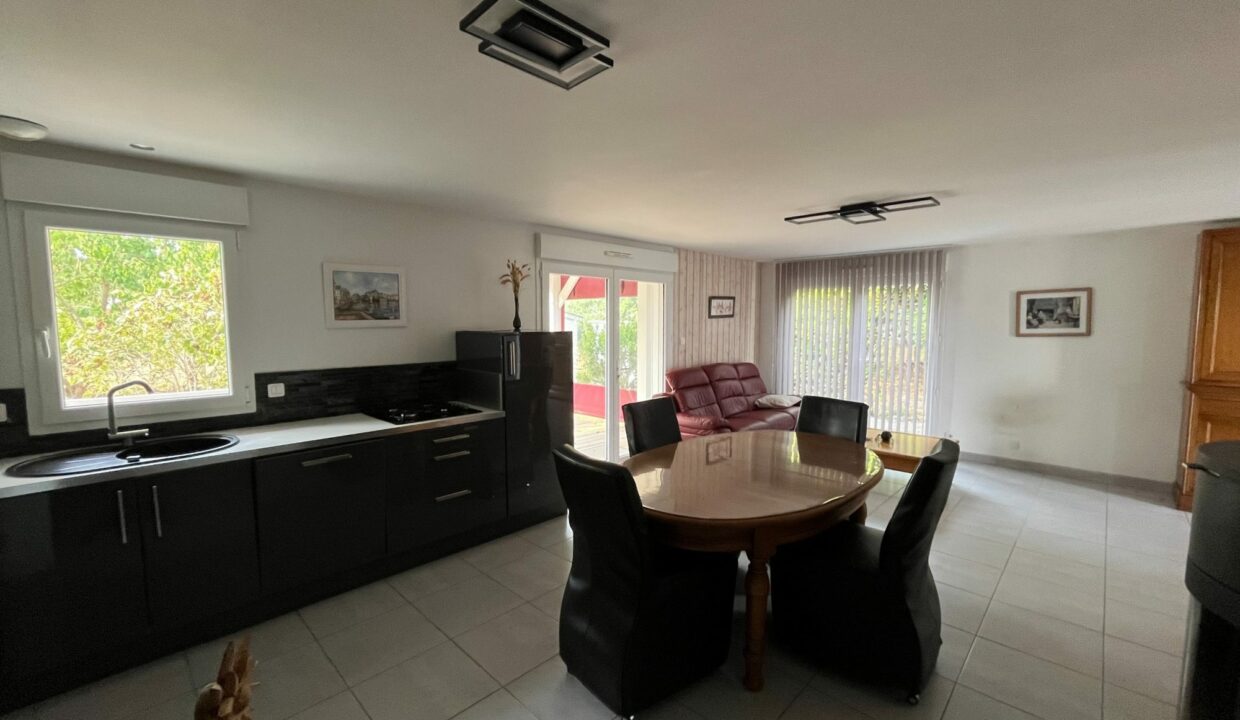 1769766609_VM2730_11_original