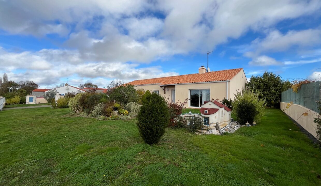 1769766716_VM2776_17_original