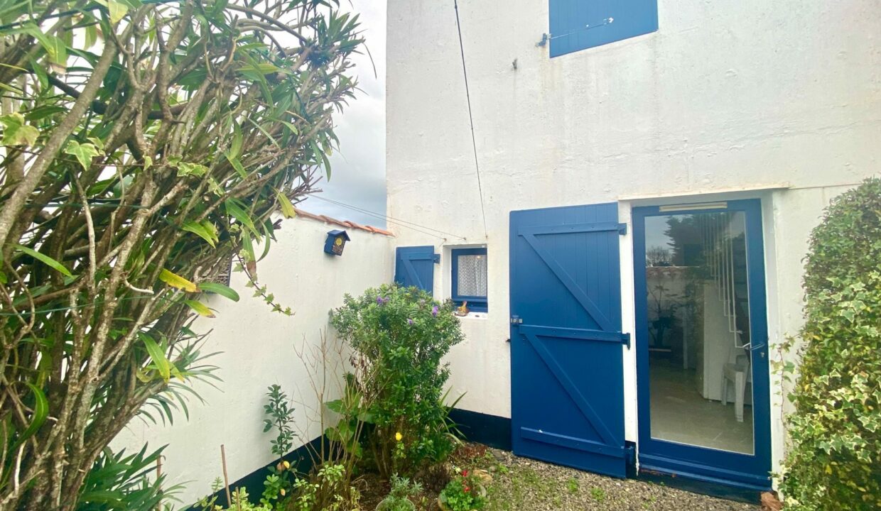 1769766760_VM2810_14_original