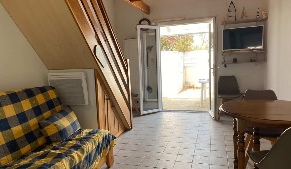 1769774782_VM3618_17_original