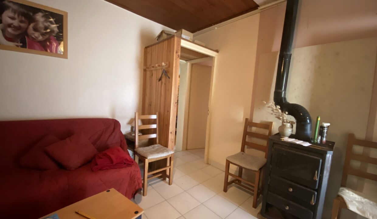 1770397640_VM3644_5_original