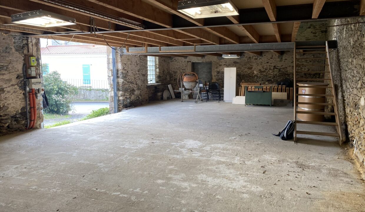 1770905222_VI057_4_original