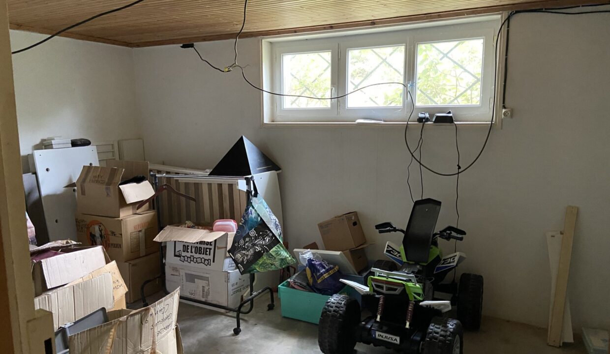 1771339776_VM2748_29_original