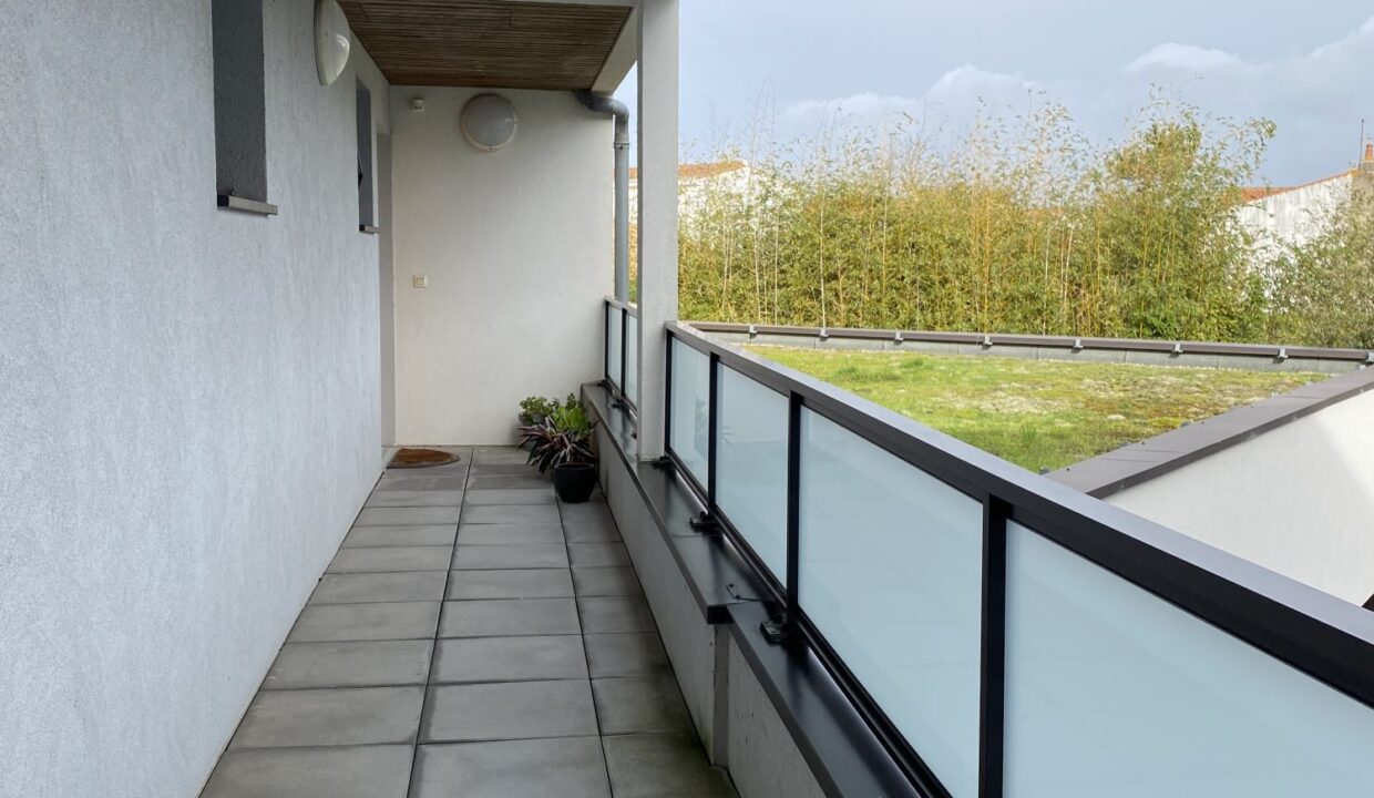 1771424981_VA2416_35_original