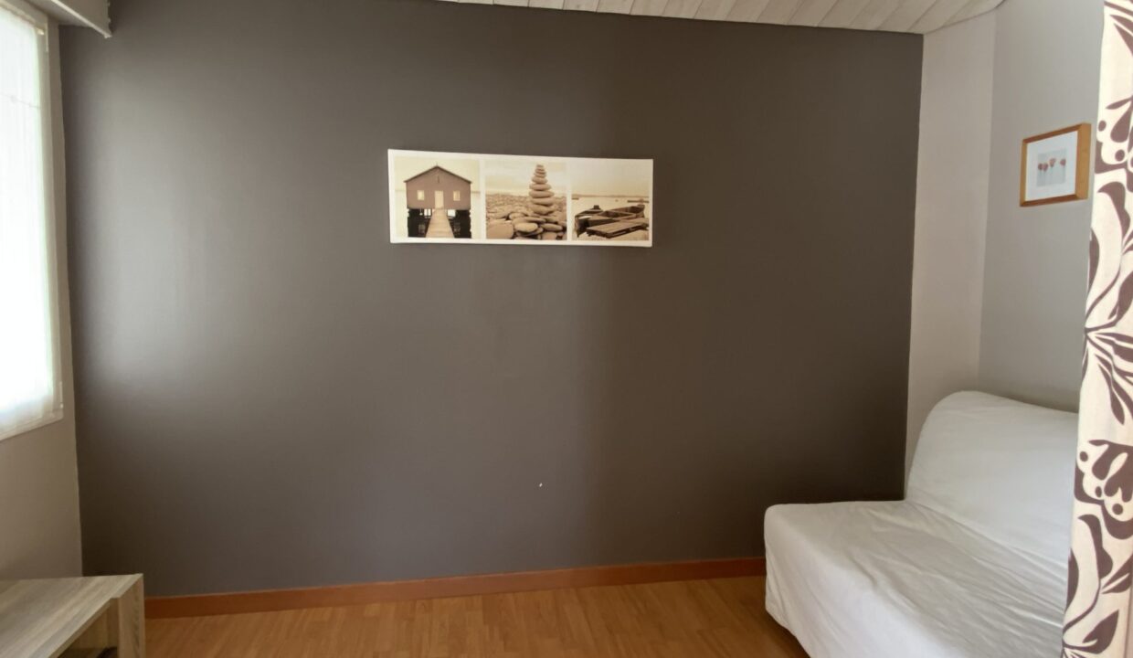 1771498697_VM3659_6_original