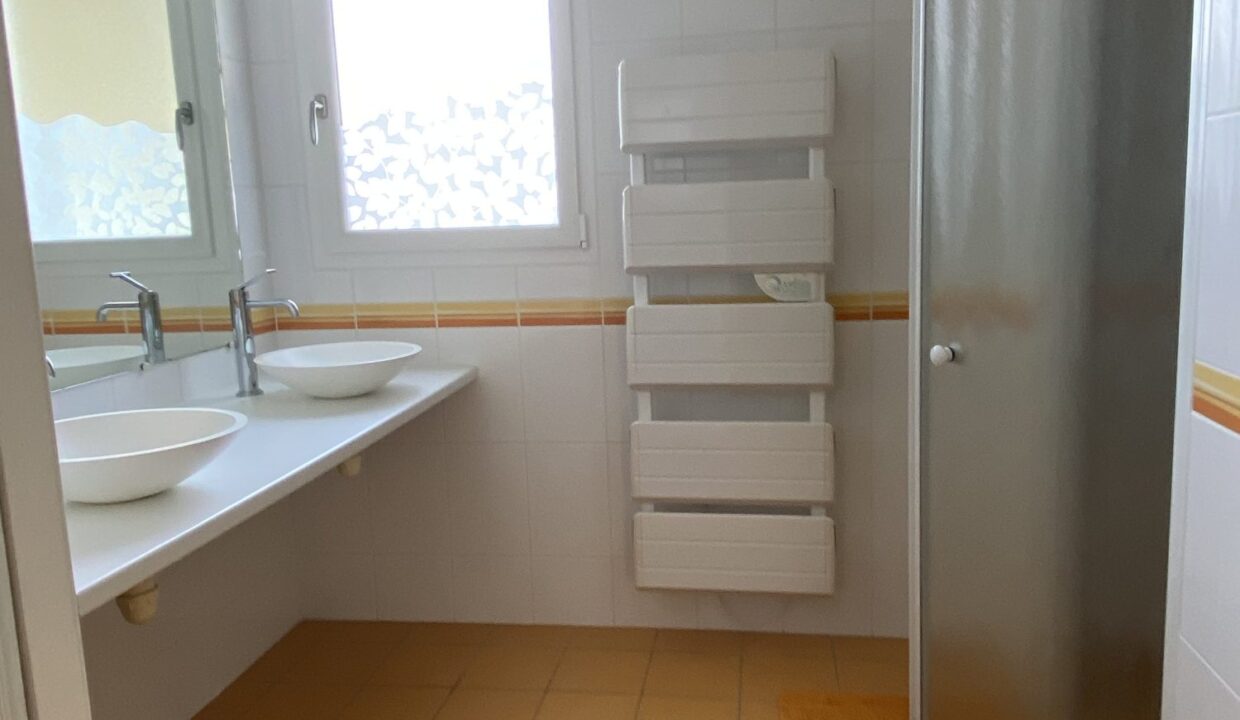 1771498698_VM3659_7_original