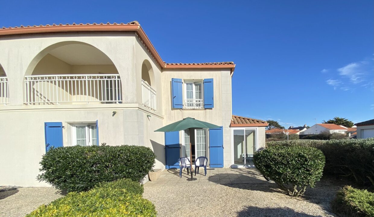 1772103637_VM3664_11_original