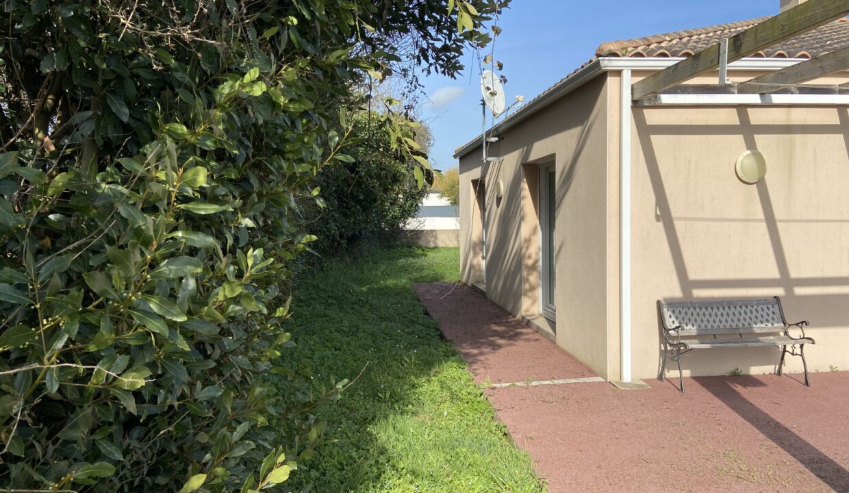 1772119643_VM3666_14_original