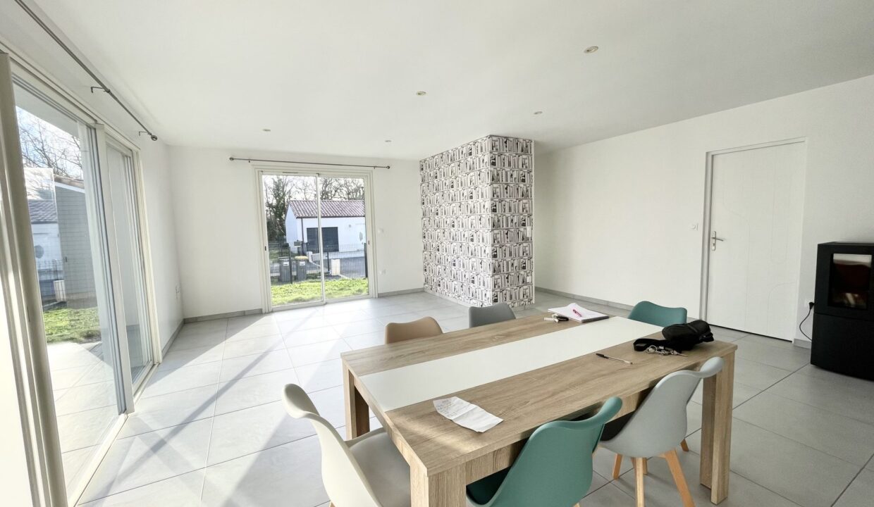 1772445102_LM3673_2_original