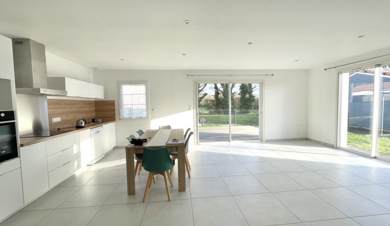 1772445104_LM3673_4_original