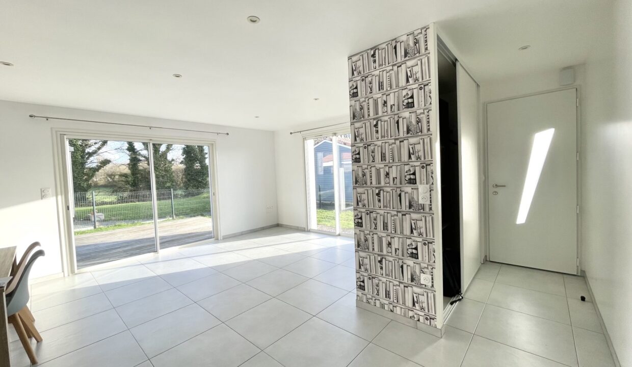 1772445105_LM3673_5_original