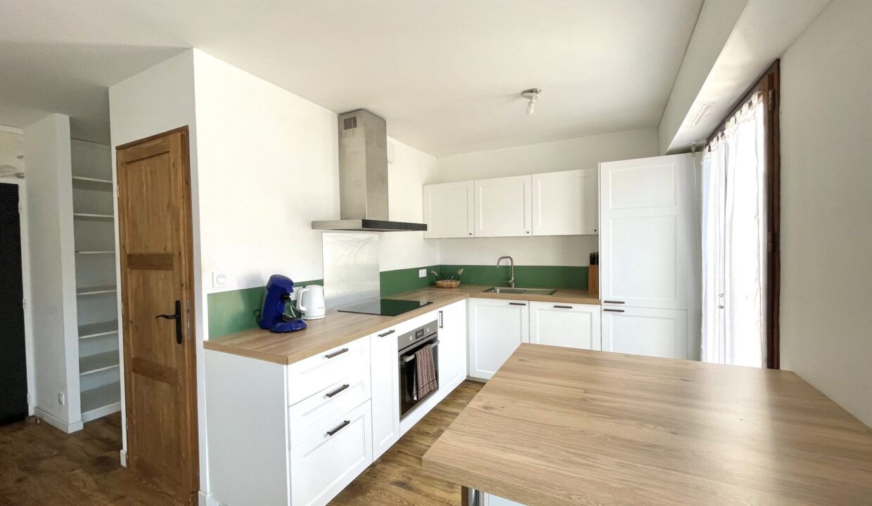 1772526560_LA2420_1_original