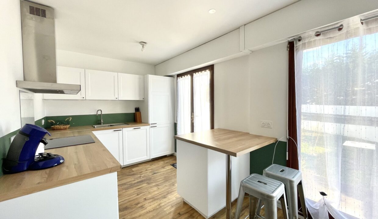 1772526561_LA2420_2_original