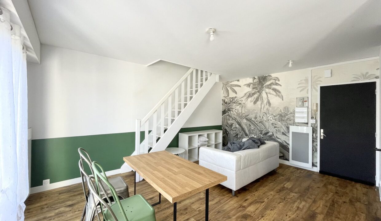 1772526563_LA2420_4_original