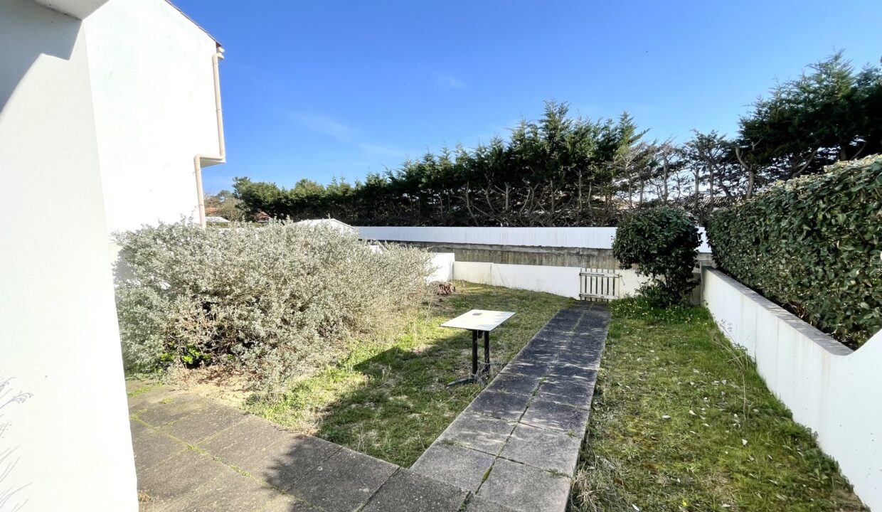 1772526568_LA2420_9_original