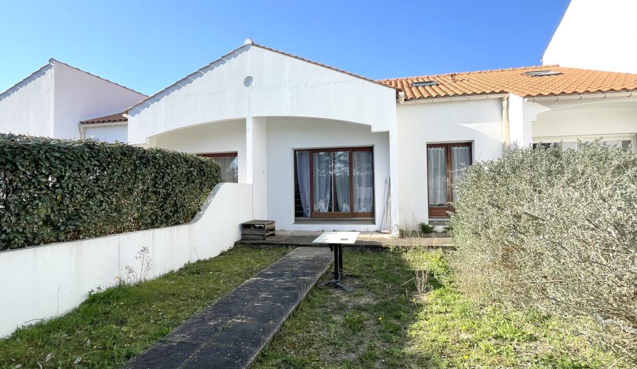 1772526570_LA2420_10_original